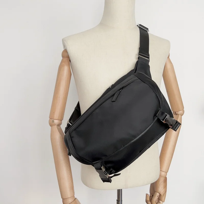 

Luxury Designer Nylon Messenger Bag Unisex Messenger Buckle Zipper Ladies Shoulder Bag Large Capacity Large Size Bags For Woman