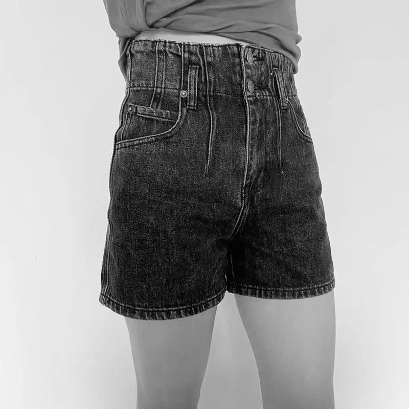 

Washed and worn retro high waist slim loose wide leg denim pants hundred casual straight women's shorts 2023 summer new