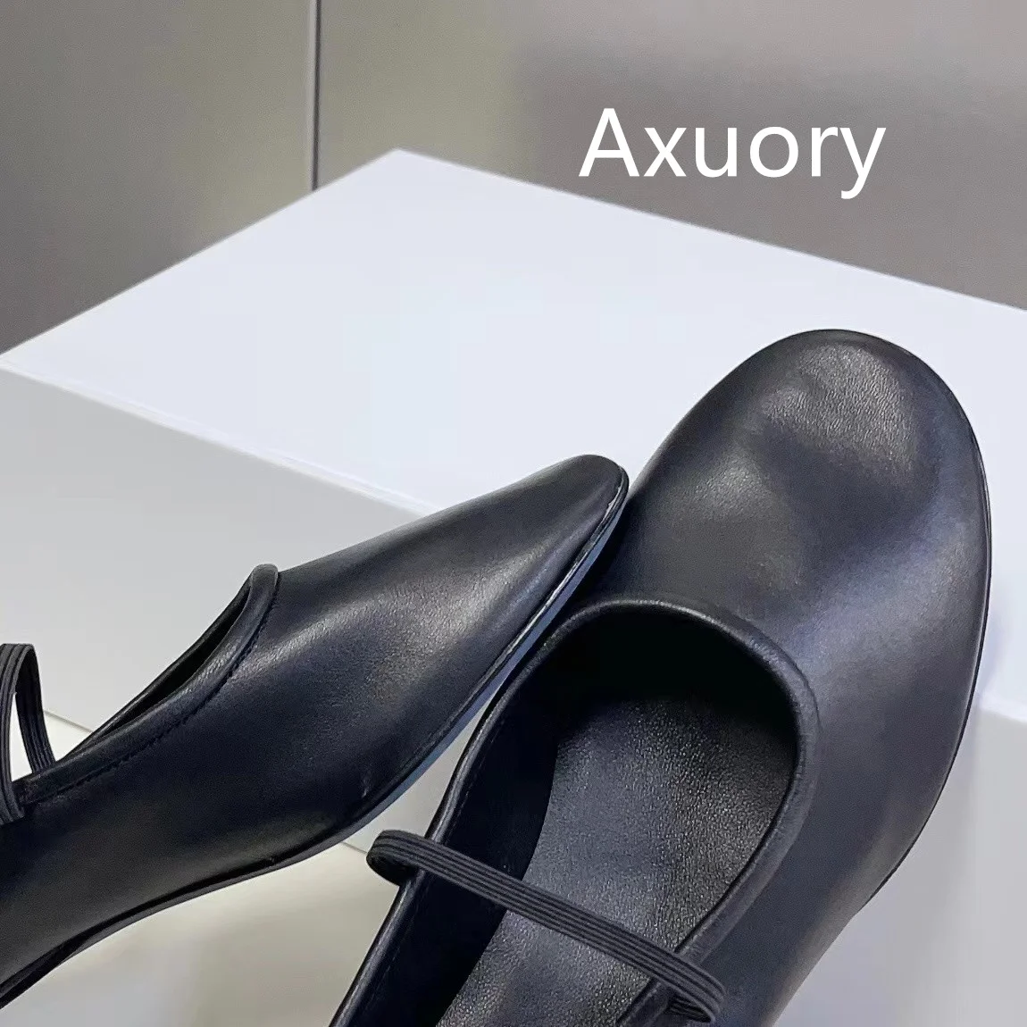 2023 Women's Flat Shoes Round toe Solid Color Genuine Leather Casual Shoes Fashion Slip on Flat Boat Shoes
