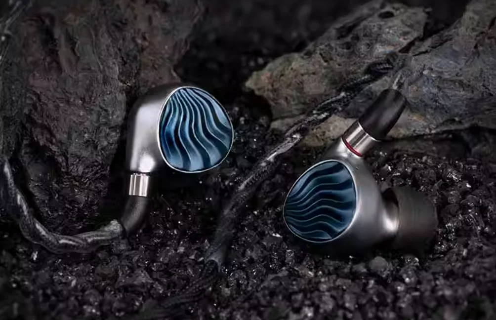 IBasso/IT05 Chromium Nanodiaphragm Dynamic Coil In Ear HIFI Wired Earphones MMCX 3.5 4.4 5