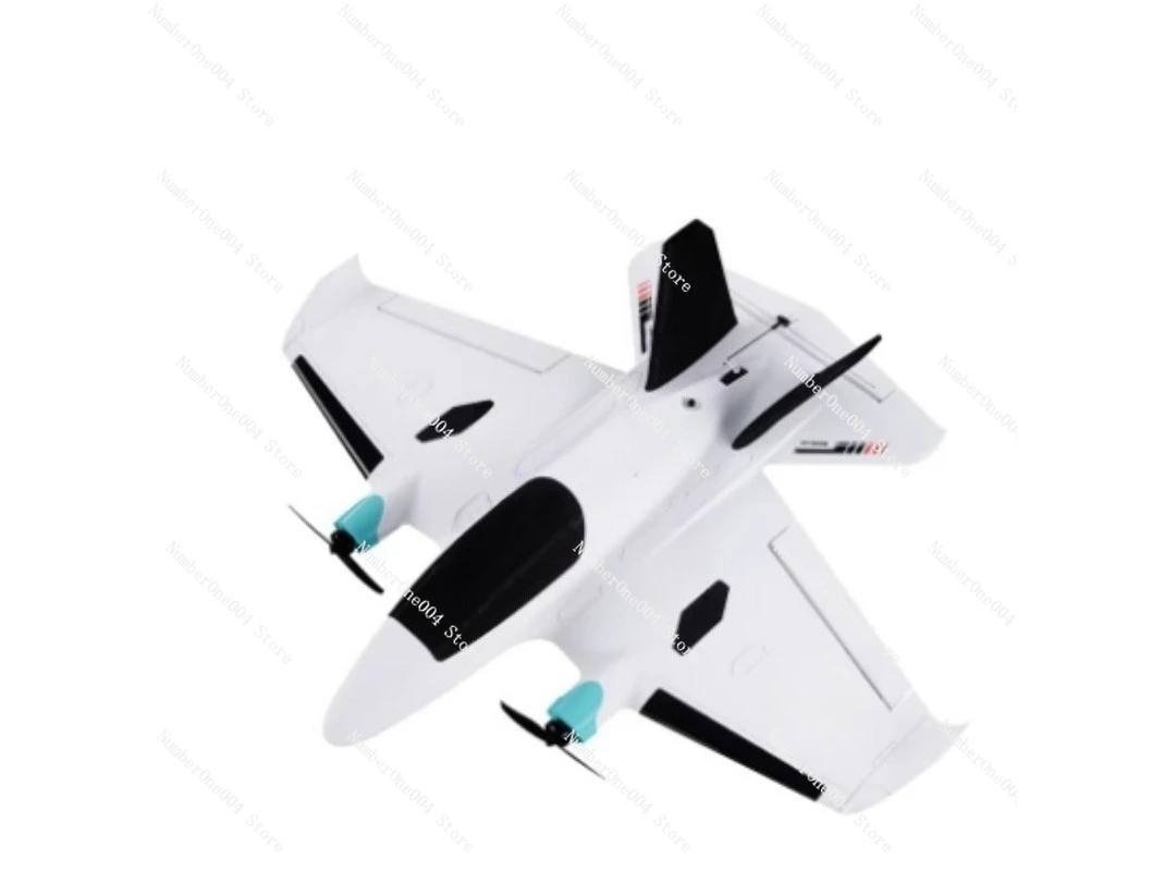 Détail du cockpit et des hélices de l'avion RC FPV double moteur bleu.