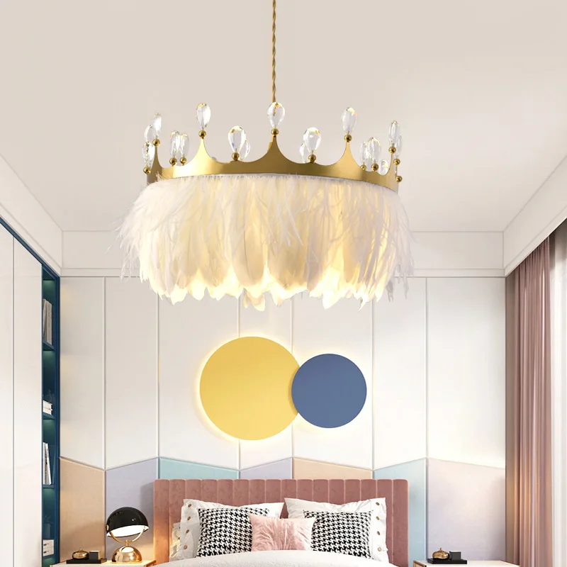 

New Design Modern White Feather Pendant Light Gold Crown Girls Room Hanging Lamp with Crystal Decor for Bedroom Hotel Decoration
