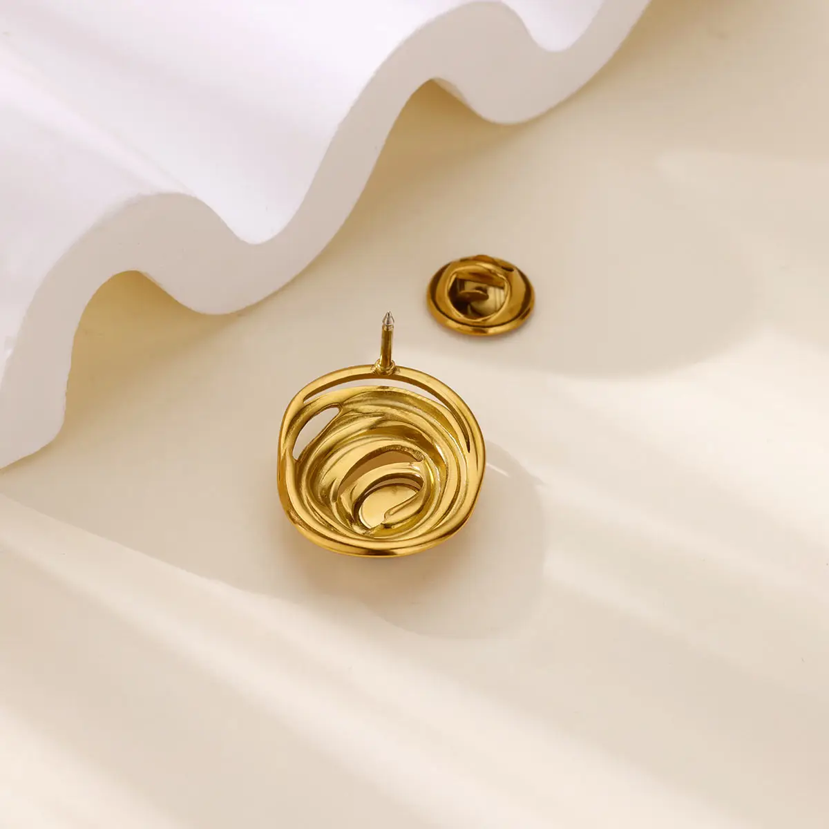 Stainless Steel Zircon Pearl Geometric Brooch for Men Women