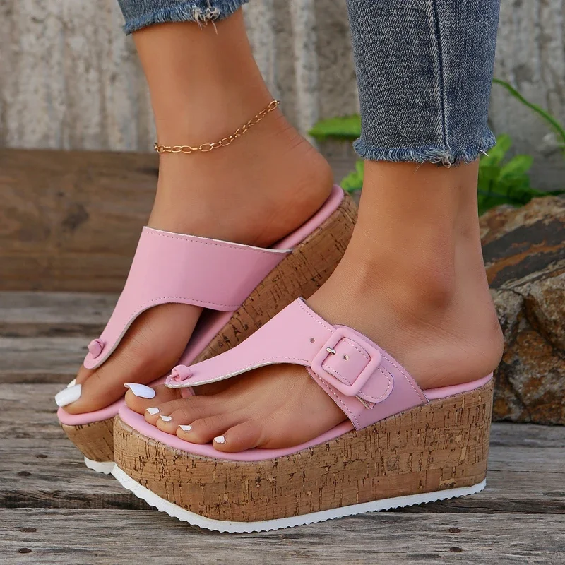 

2024 Summer New Large Size Slippers Casual Fashion Wide Edge Women's Thick Sole Slippers