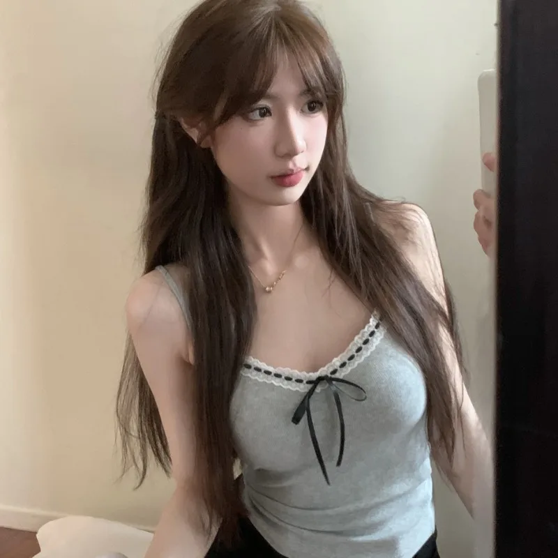 Qgz 일곱 공주 로우 컷 레이스 스플 라이스 자른 탱크 탑 슬리밍 부드러운 실루엣 내부 조끼 짧은 숙녀상의