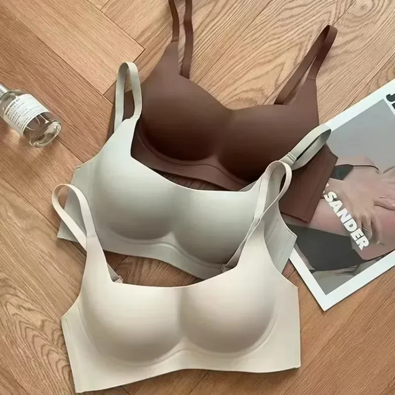 2024 Women No Trace Thin Lingerie Women Small Breasts Close Together To Prevent Sagging Soft Support No Steel Ring Up Bra Bras 3