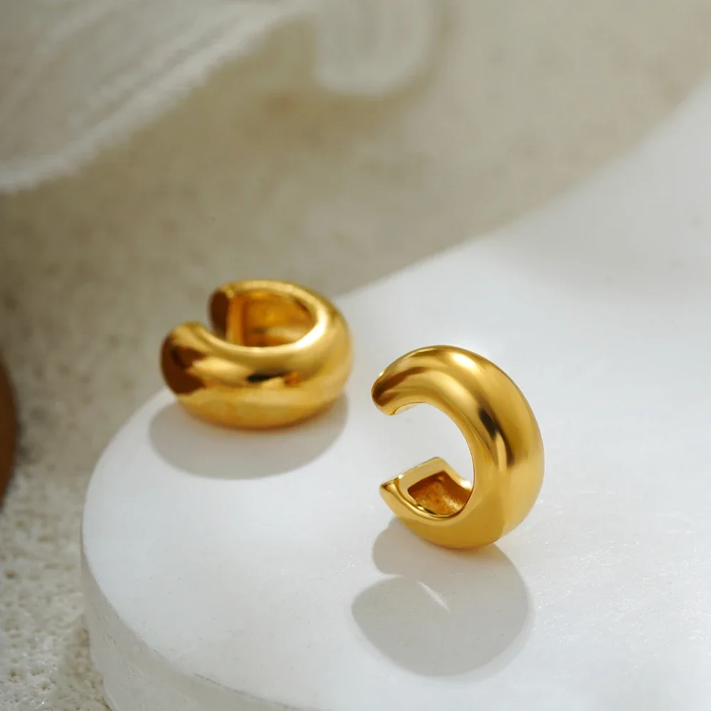 Polished Metal Small Circle Hoops CC Clip Earrings for Women Girls Stainless Steel Gold Plated Chunky Earclips Ear Wrap Clips