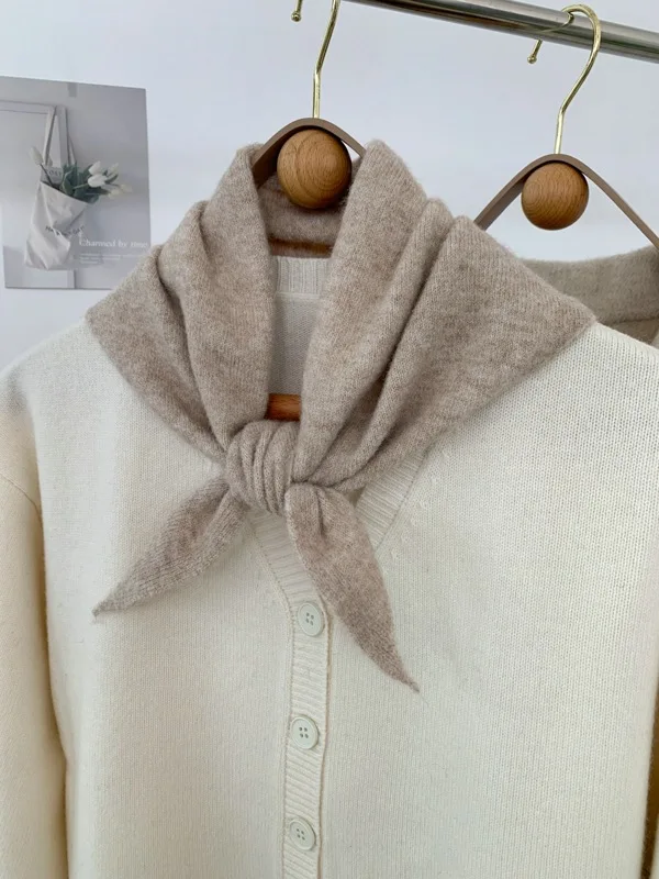2024 Nischen-Dreiecksbinder mit Wolle, kleinem Schal, bequemer, hautfreundlicher Nackenschutz für Damen im Herbst und Winter – Detail 7