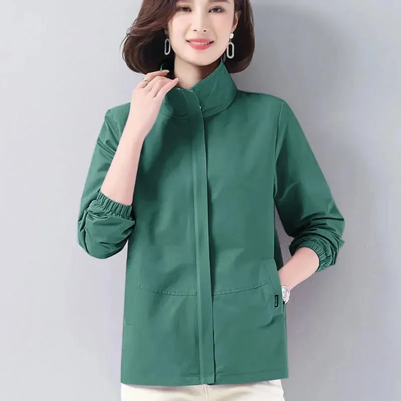 

Ветровка женская с воротником-стойкой, весна-осень 2023