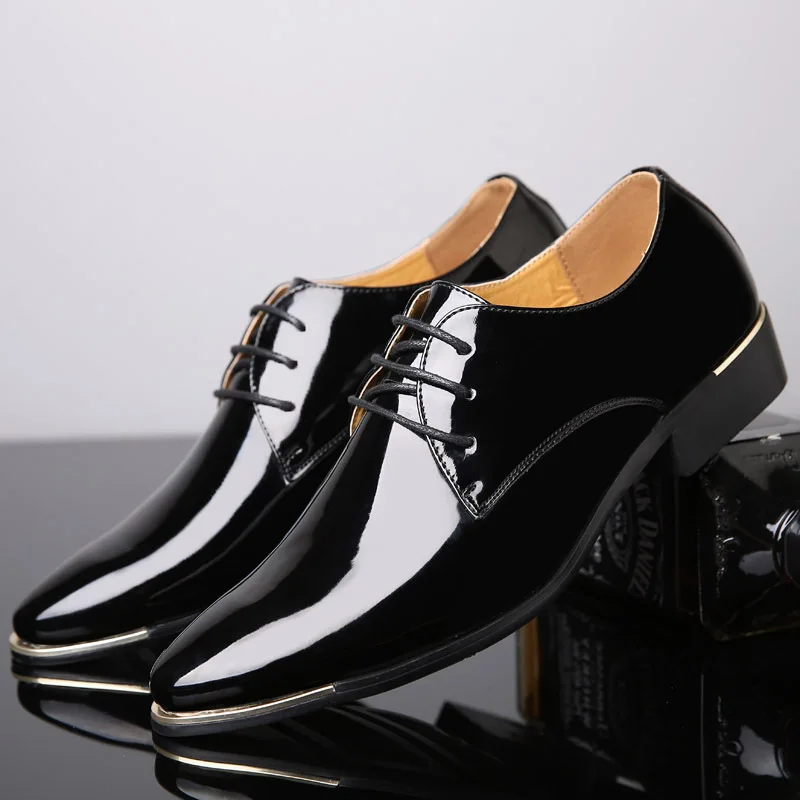New Men's Quality Patent Leather Shoes Men Wedding Shoes Size 38-48 Black White Soft Man Dress Leather Casual mens brogue shoes