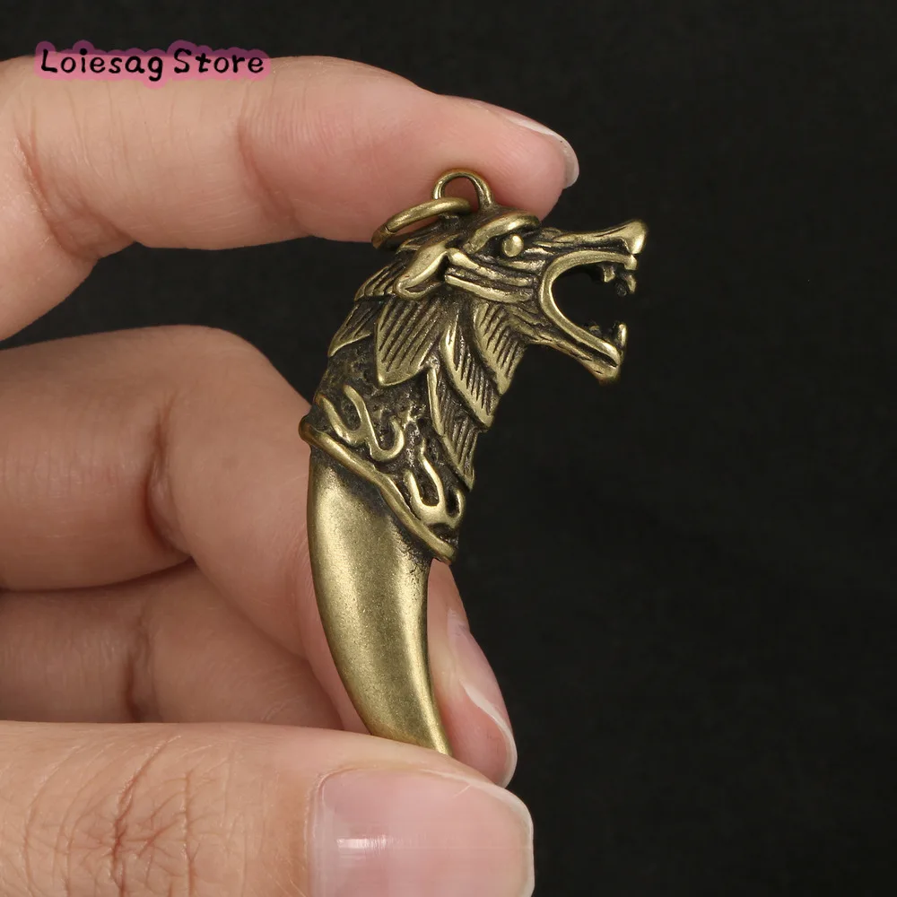 

Chaoai Creative Brass Metal Crafts Wolf Antique Playing Dragon Teeth Pendant Accessories Collection