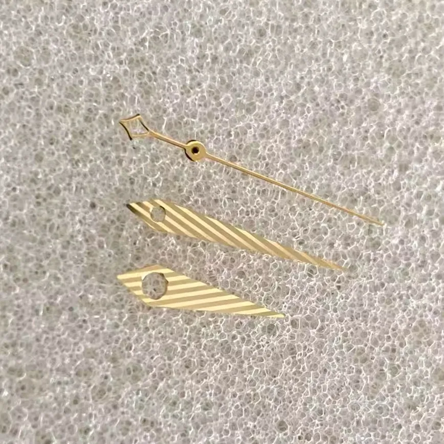 

Watch Accessories Watch Hand 12.5MM Tilted Silver/gold Three Hands Suitable for Japan NH35/34/36/NH70 Movement