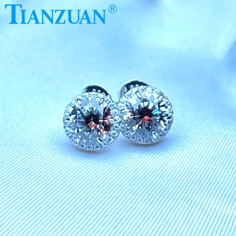 

925 Silver Eye Shape Stud Earrings 7mm Main Stone Zircon Side Stone Moissanite Women Gift Earrings Jewelry Everyday Accessories