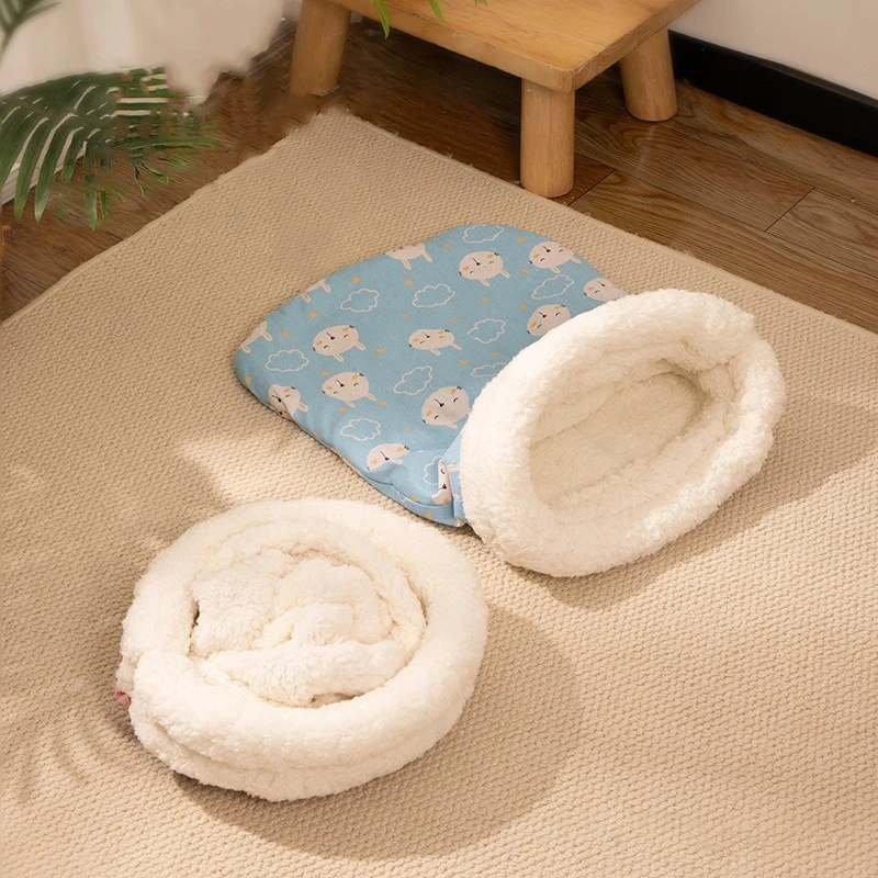 Winter Warm Pet Sleeping Bag Lamb Wool Warm Kitten Nest Drilling Hole Bedding Thickened Soft Comfortable Warm Nest Pet Cats 2