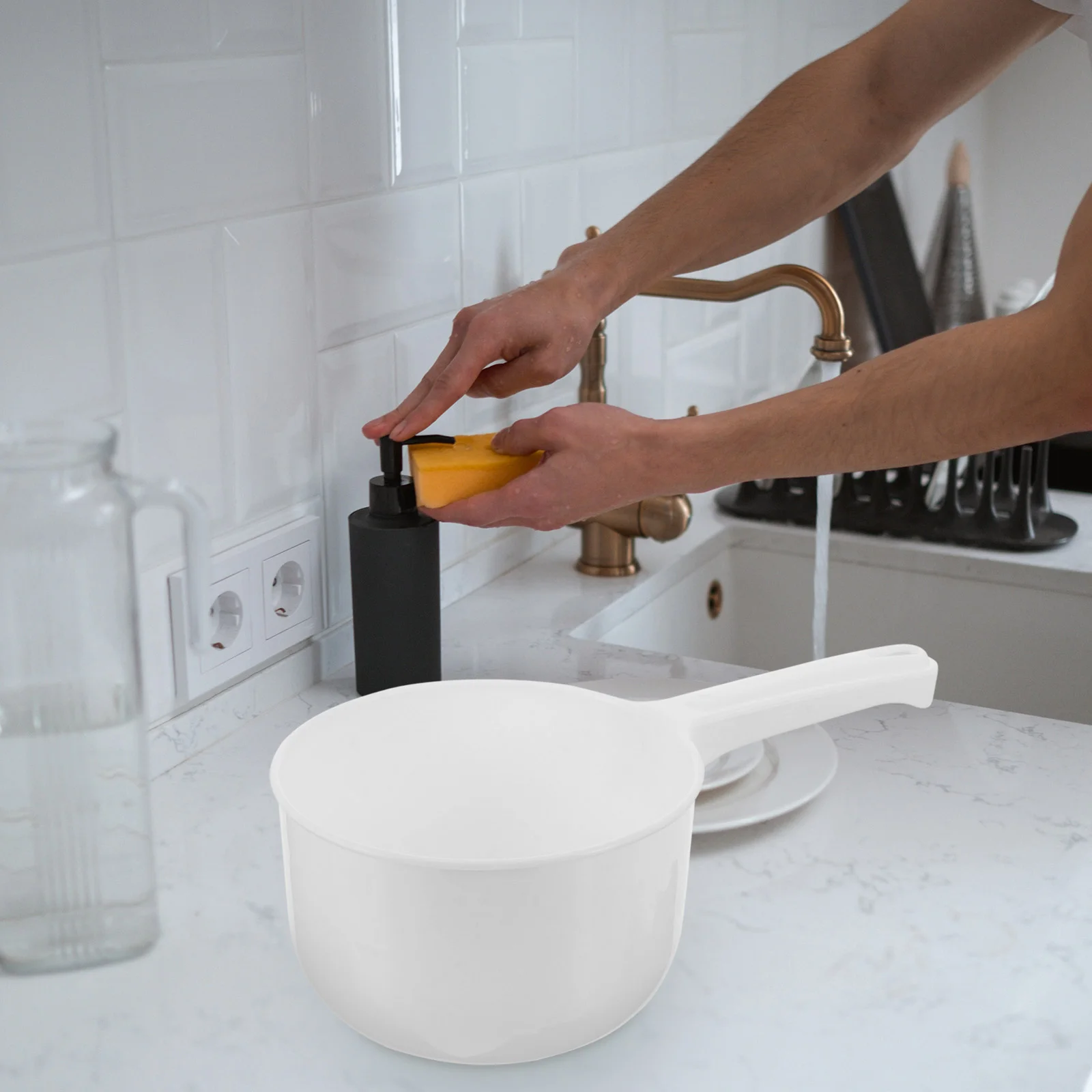 3 Pcs Household Scoop Bathing Ladle Thickened Water Outdoor Flower Watering Pp Accessory Multi-function Material Deepened