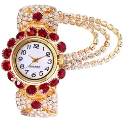 Women's Luxury Elegant Rose Gold Rhinestone Bracelet Watch (Red)