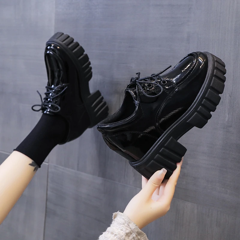 

Women Chunky Sneakers Hidden Heels Height Increasing Ladies Wedge Shoes High Top Autumn Platform Women Shoes Fashion All-match