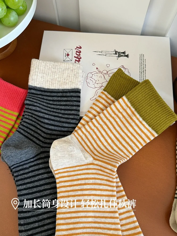 Streifen Patchwork Farbe Socken Für Frauen Baumwolle INS In Rohr Socken Weibliche Mode Trends Socken Jk Stil Harajuku Atmungsaktive Socken – Detail 9
