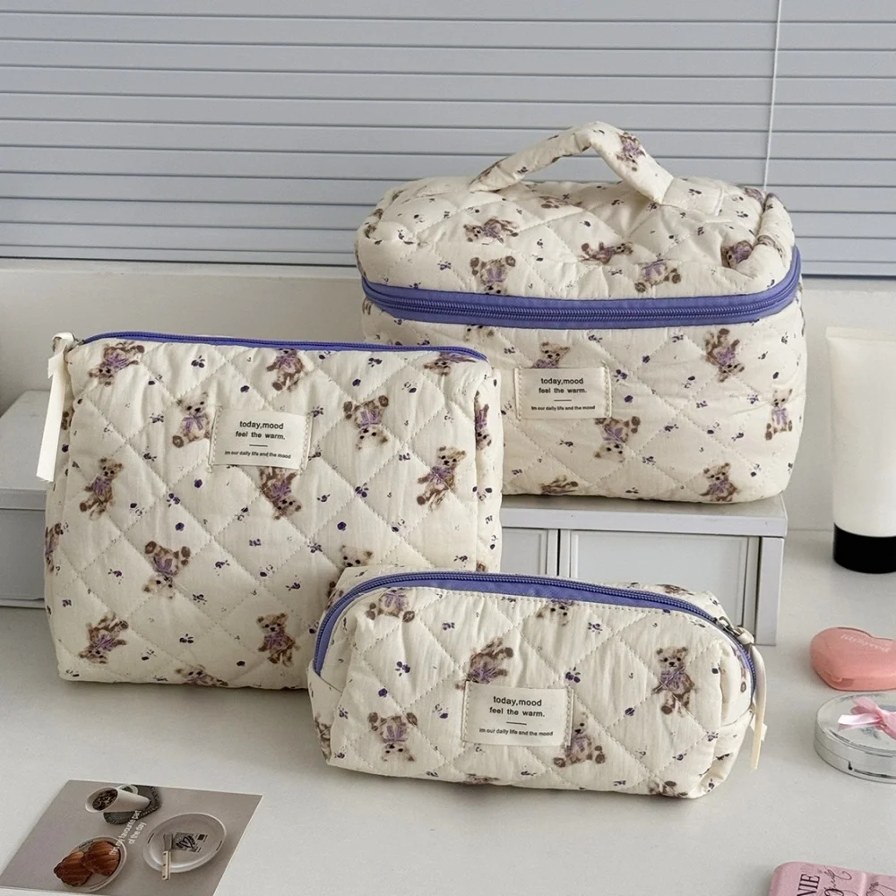 Mode Frauen Cartoon Bär Make-Up Tasche Große Kapazität Nette Reise Veranstalter Stepp Tasche Tasche Damen Kulturbeutel Lagerung Handtasche