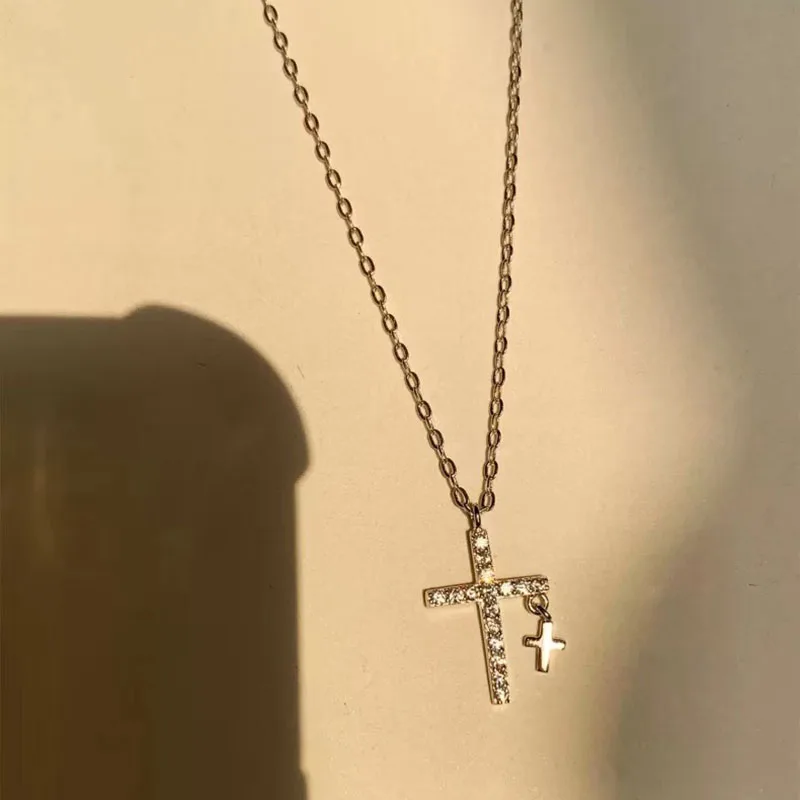 Vendite calde Collana classica in argento Sterling con croce lucida e piccolo ciondolo con ciondolo a catena per clavicola da donna, gioielli raffinati_voghion.com