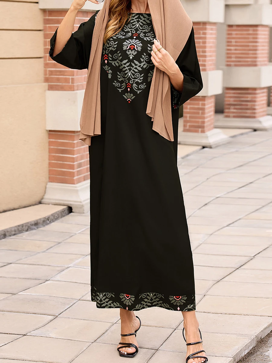 Elegant Floral Maxi Dress with 3 4 Sleeves Round Neckline and Flowy Silhouette - Perfect for Summer Events and Casual Outings