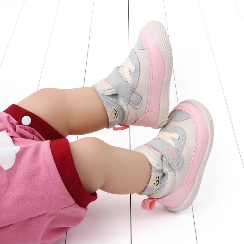 Baby Outdoor Walking Shoes Rubber Sole Soft PU Leather Chirldren Sneaker Infant Shoes Warm Lining Inside 2023 Baby New Fashion 3