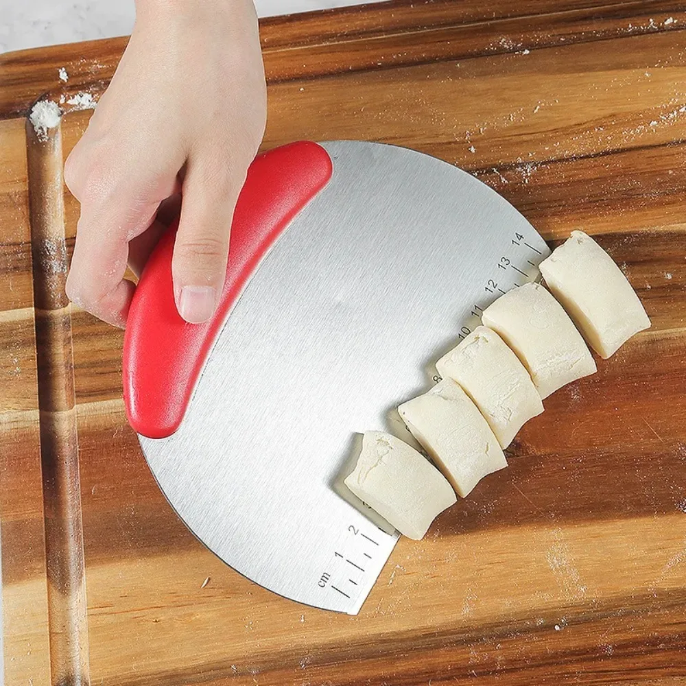 Dough Scraper Dough Cutter Plastic Handle Half Round Scraper Easy To Clean Stainless Steel with Scale Dough Scraper Smooth Surface Dough Cutter Noodle