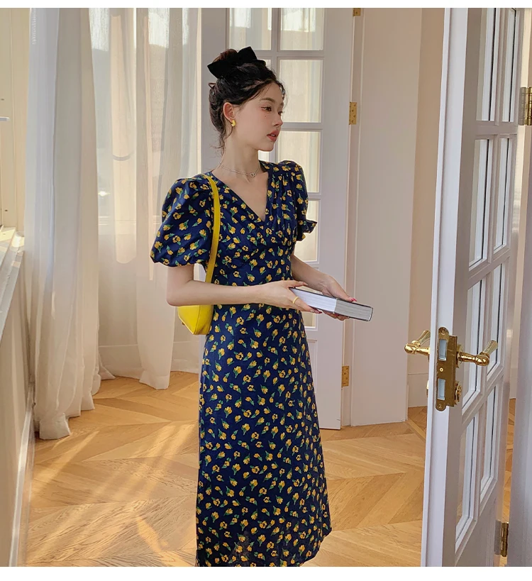 

Платье женское шифоновое средней длины с V-образным вырезом и короткими рукавами