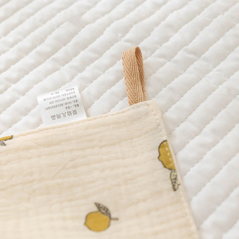 Cotton Muslin Baby Face Towels 4Layers of Gauze Children's Towel Long Burp Cloth for Newborn Kindergarten Hand Towels Baby Items