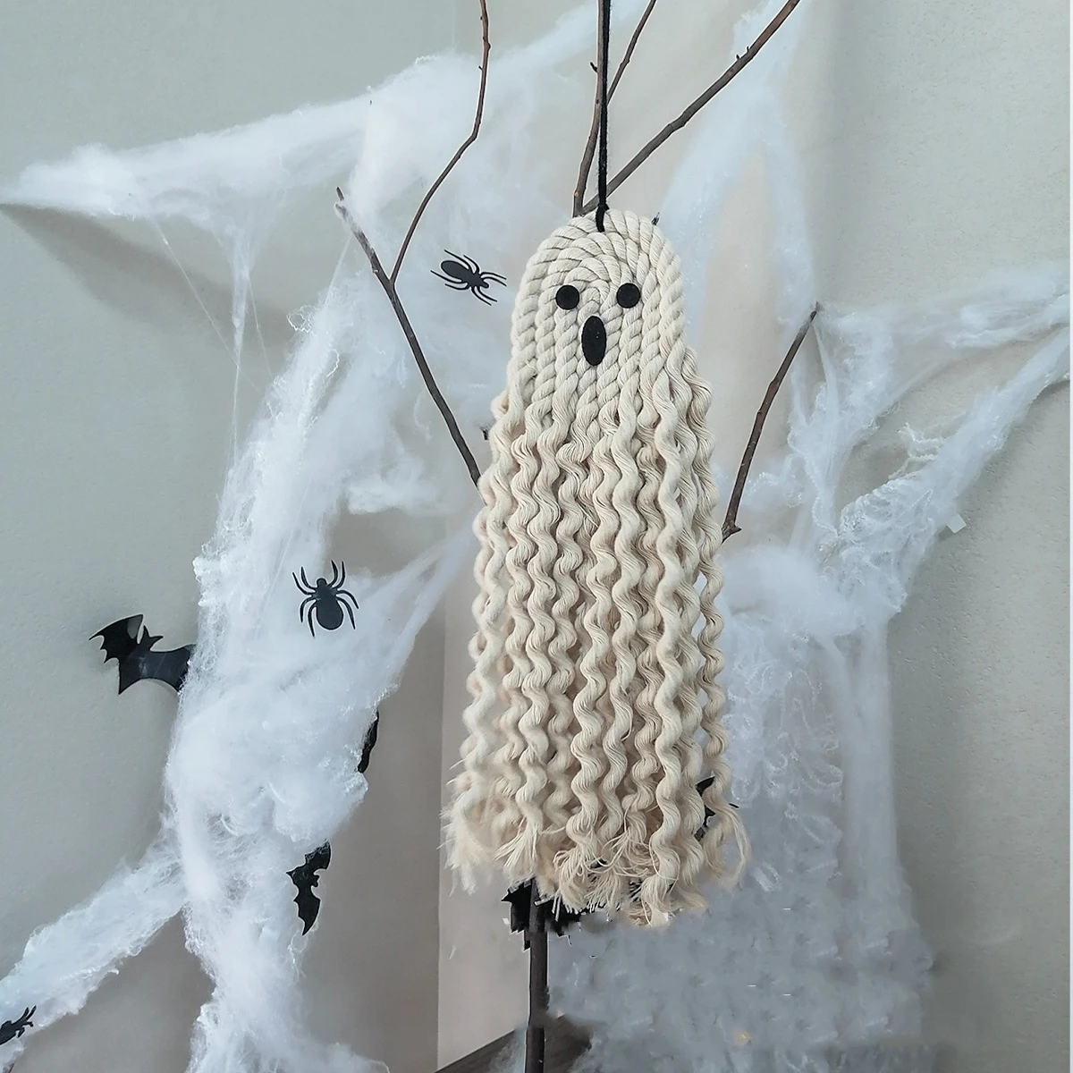 Hand-Woven White Spooky Ghost Tapestry Pendants Handmade Cotton Halloween Wall Ceiling Hanging Ornaments Home Garden Decoration