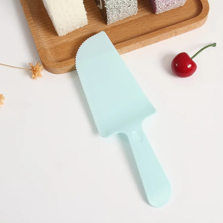 20PCS Disposable Knife Fork Spoon Plastic Cake Knife Individual