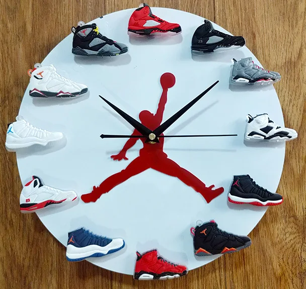 12-inch Creative Sneaker Clock Flight Wall Clock 3D Three-dimensional Shoe Model, A Variety of Styles To Match 