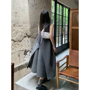 SXZ Miyake Pleated Women's Dresses Loose Plus Size High Quality Sense of Elegance Sleeveless Mid-length Skirt 2025 Spring New 1