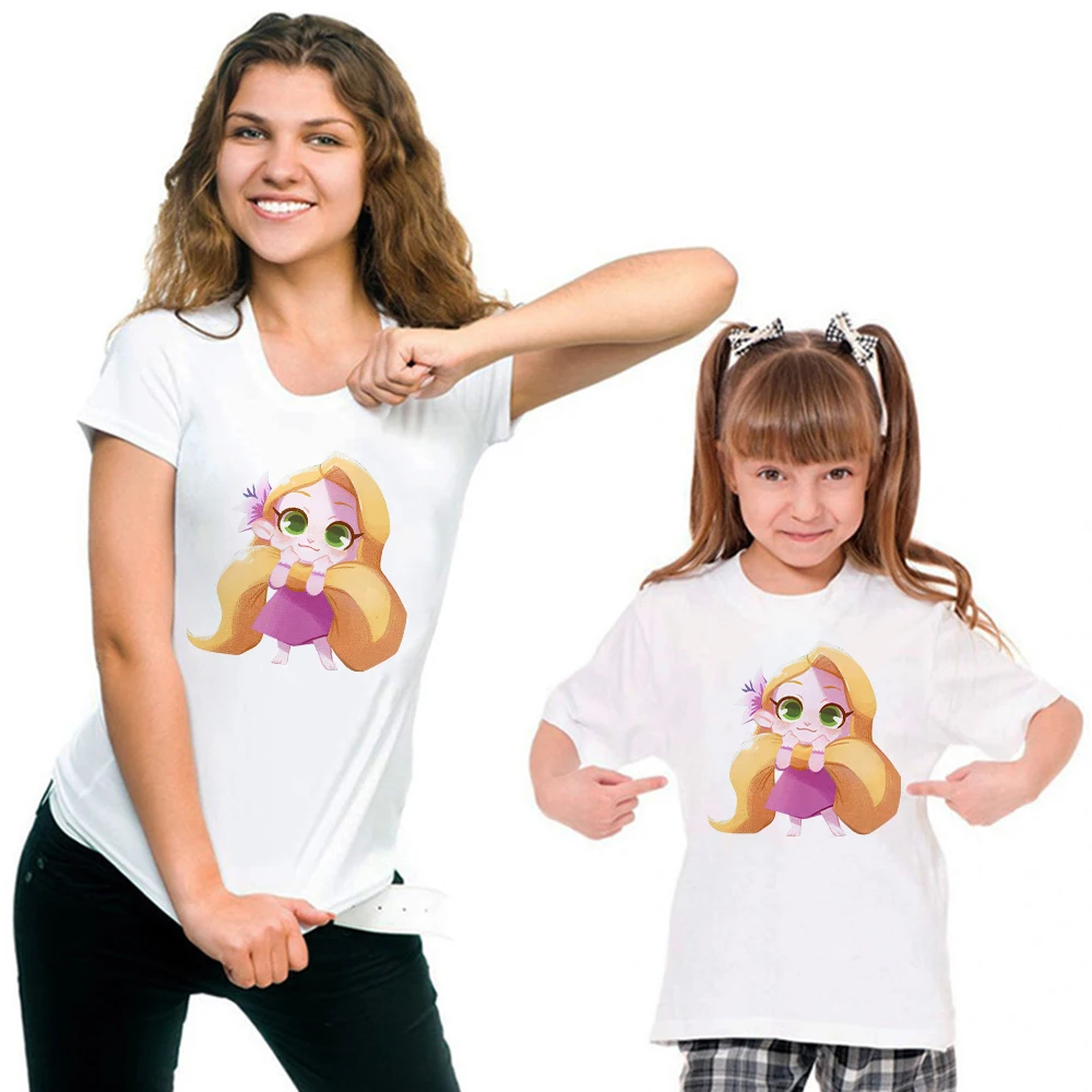 Mom And Daughter Matching Outfits Frozen Princess Elsa Print Mother Kids Clothes Summer White Comfy Short Sleeve Mom Daughter Matching T Shirt Fashion Family Look couple outfits