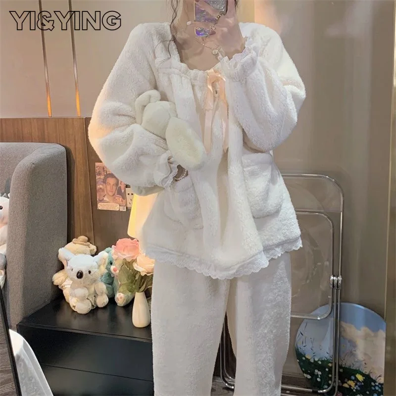 

[YI&YING] Princess Style Set for Women's New Warm and Thickened Plush Pajamas, Winter Female Student Set, Home Clothing WAZC1016