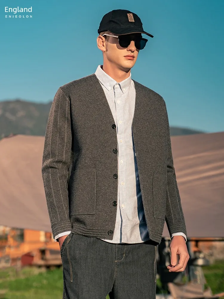 

Yingjuelun Core-spun Yarn V-neck Sweater Knitted Cardigan