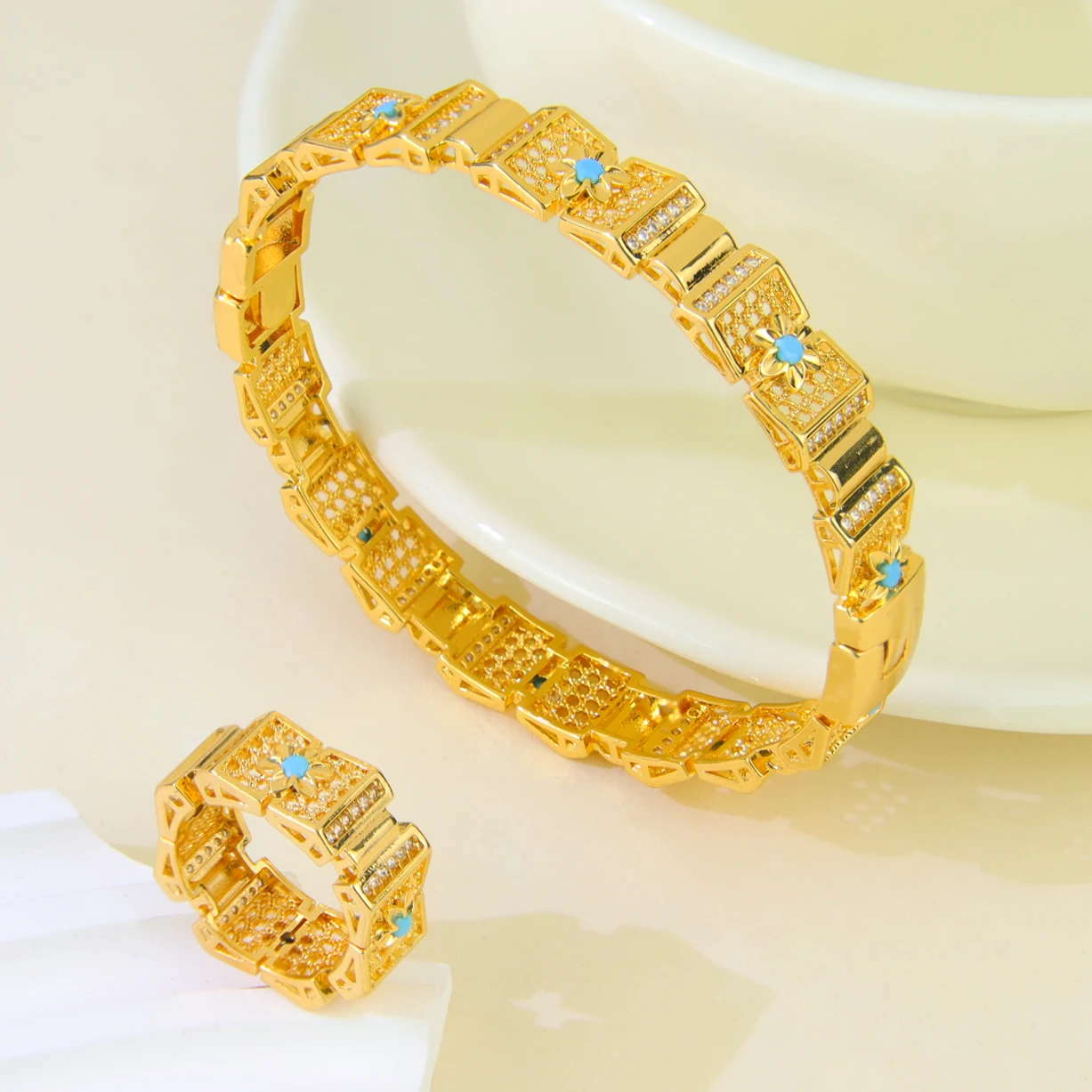 Luxus Dubai Gold Hochzeit Schmuck Set 21k vergoldet italienische Mode Manschette Armband Ring äthiopische Frauen Party Armreifen – Detail 6