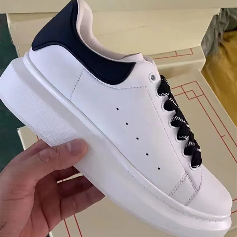 

Casual Designer White Shoes for Men Women Thick Bottom Lace Platform Flat Brand Sneakers Unisex Leather Street Walking Footwear