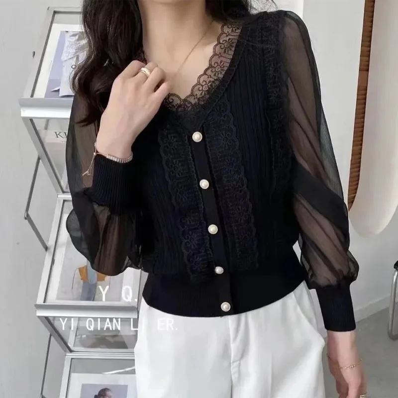 Slim Fashion V-Neck Lace Spliced Sweaters Women's Spring Autumn New Gauze Long Sleeve Button Knitted Cardigan Female Clothing