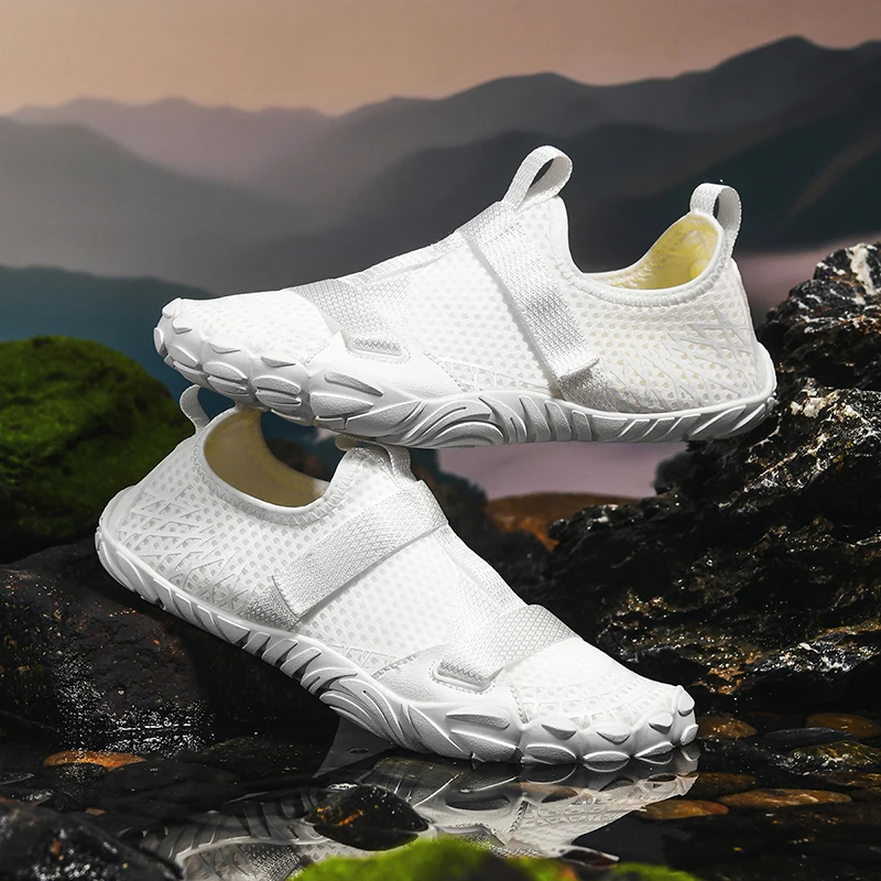 New Summer Beach Aqua Shoes Couple Outdoor Anti-Slip Beach Swimming Barefoot Shoes Quick Dry Breathable Upstream Wading