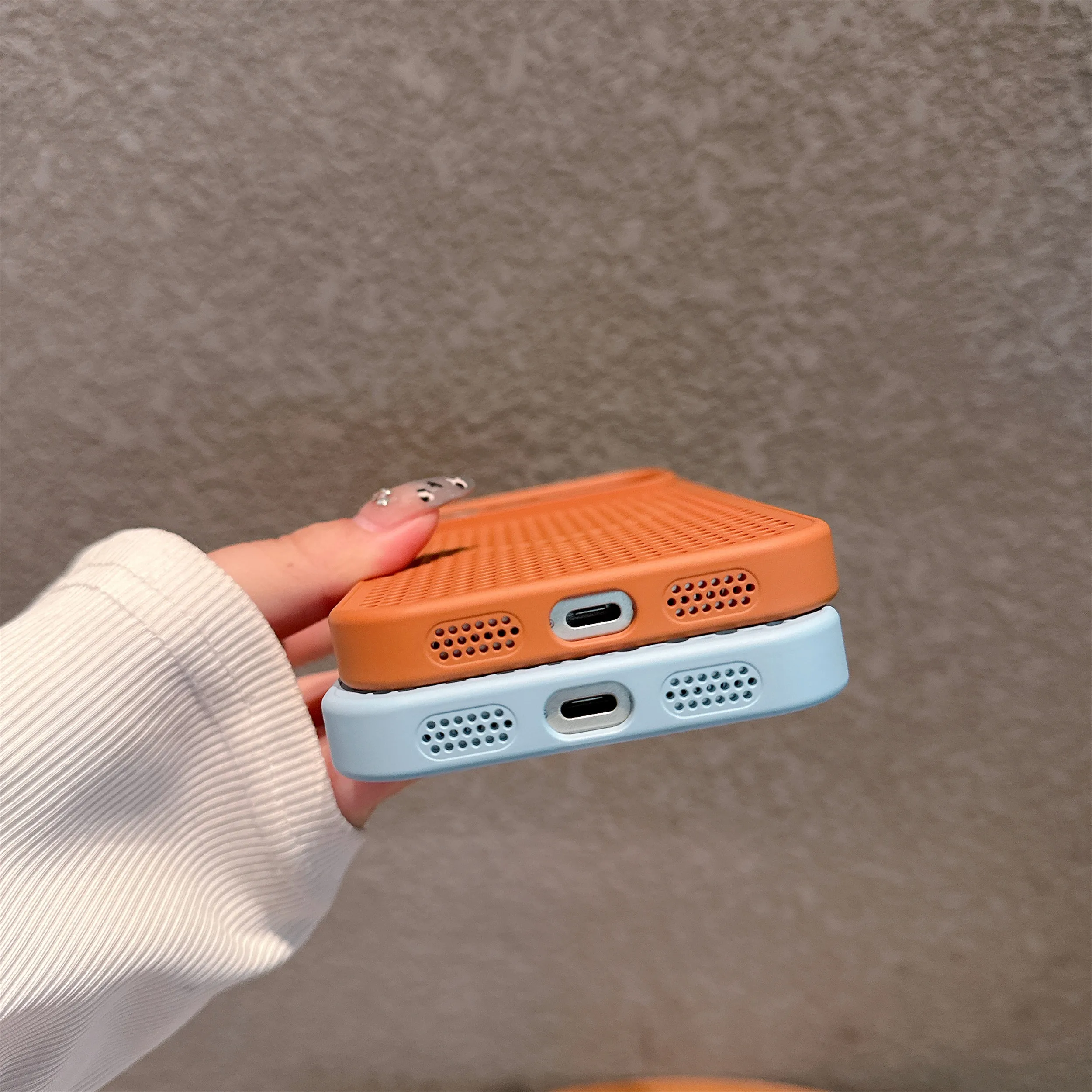 Magnetic Heat Dissipation Phone Case with Magsafe Wireless Charging