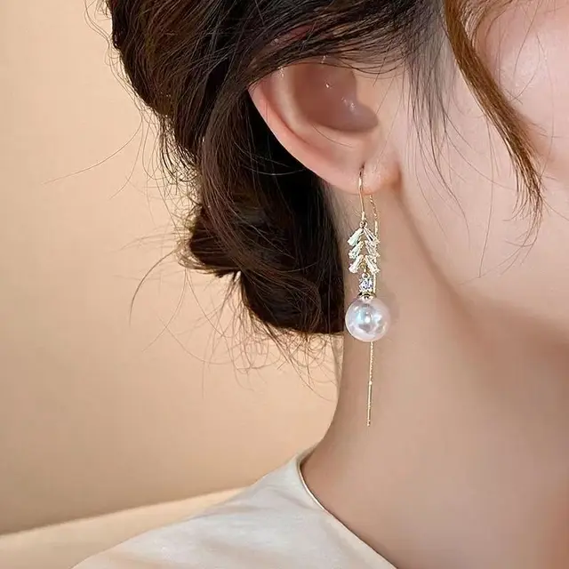 Korean Exquisite Imitation Pearl Tassel Drop Earring For Women Shiny  Zircon Flower Leaf Long Ear Line Geometric Earring Jewelry 4