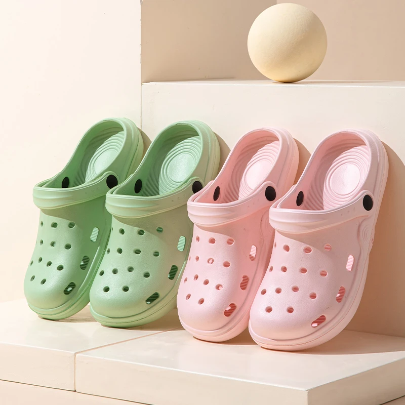 Dongdong Shoes and Slippers 2024 New Women's Summer Indoor Home Cute Anti Slip Home External Wear Baotou Slippers for Men