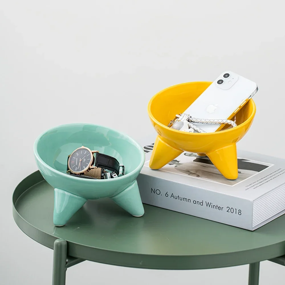 

Современная настольная керамическая тарелка для хранения конфет и закусок в гостиной, подносы для украшения дома, тарелка для хранения мелочей, креативный подарок