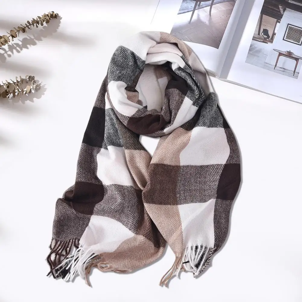 Рисунок 2 - Женская шаль, плюшевый зимний шарф