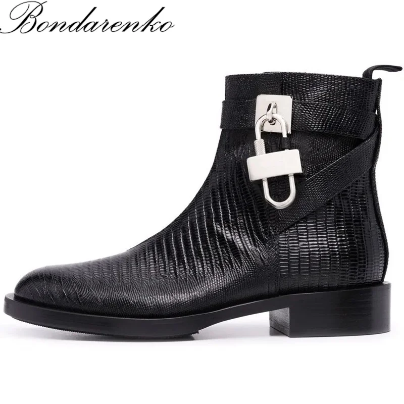 

Black Leather Flat Padlock Ankle Boots Round Toe Luxury Designer Booties New in Shoes Free Shiping Women Winter New in Shoes