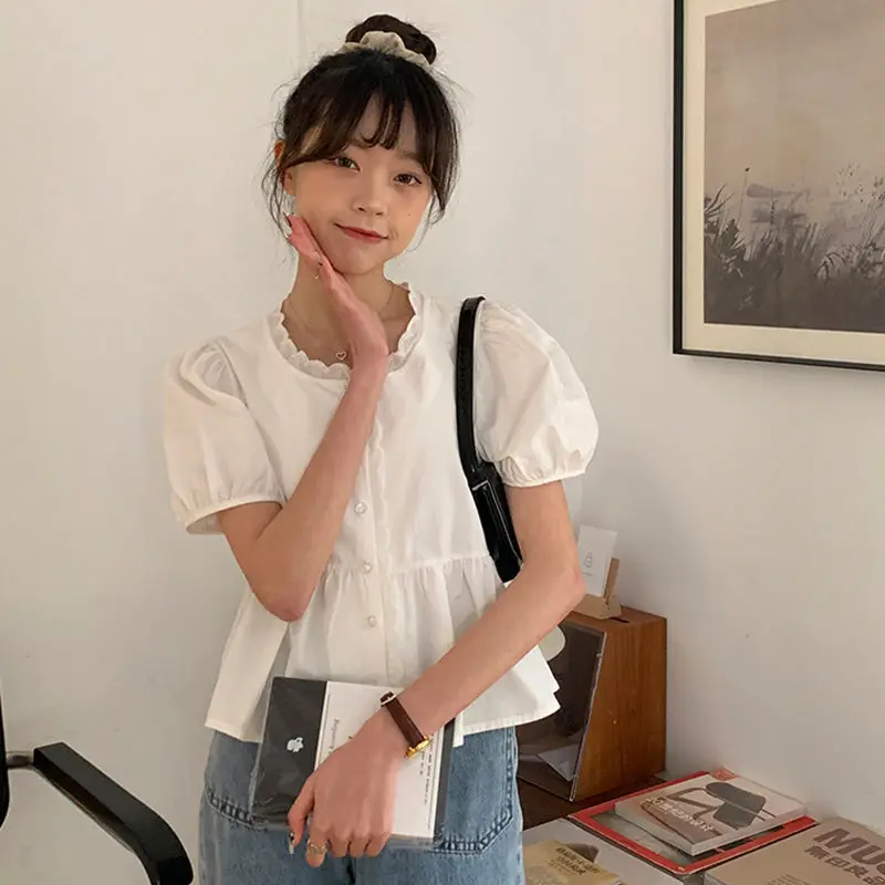 รูปสินค้า เสื้อผ้าแฟชั่นผู้หญิง ลายดอก แขนพัฟ สไตล์เกาหลี