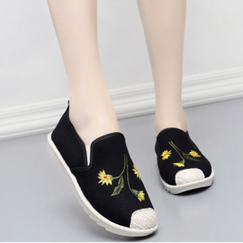 Women Cute Old Peking Cloth Canvas Shoes Round Toe Hemp Insole Embroidery Flowers Balerinas Daily Slip-Ons De Mujer Black 40 35