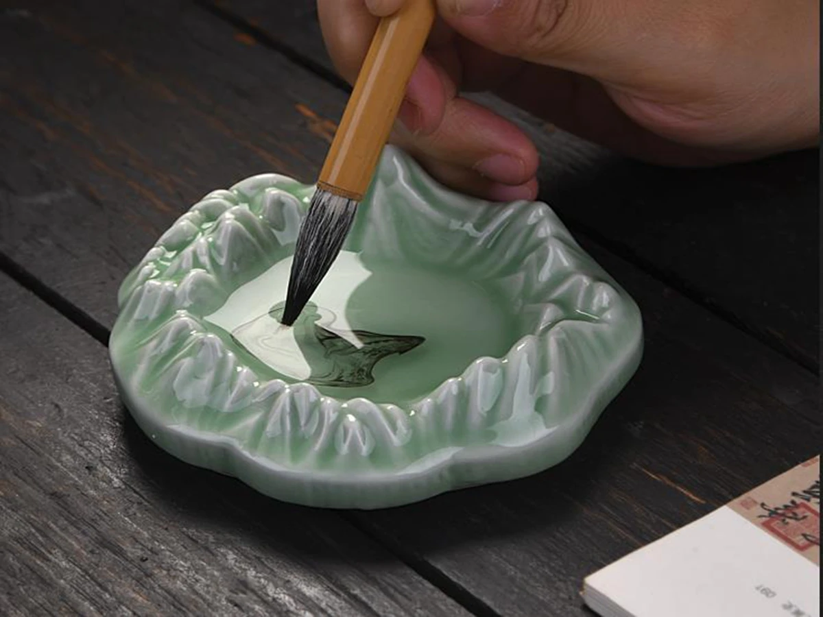 1pc Ceramic Mountain Shaped Inkstone Multifunction Ink Pond, Pen Rest,Brush Ink Calligraphy Painting Tool