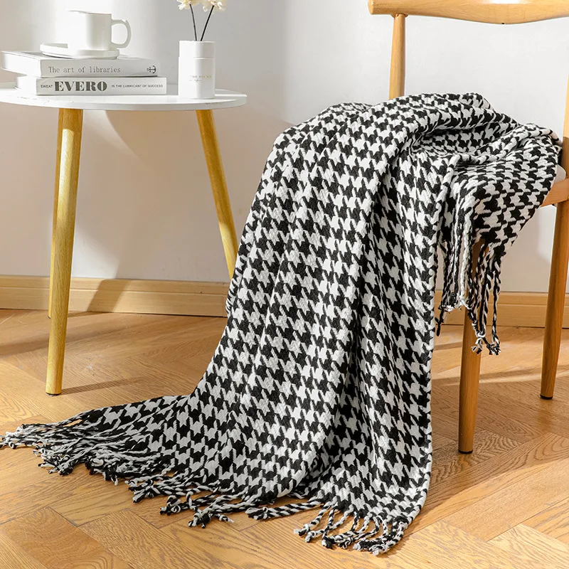 Moderne Einfache Decke Schwarz und Weiß Houndstooth Decor Sofa Decke  Homestay Hotel Bett Handtuch Bett Flagge Weiche Schal Quaste